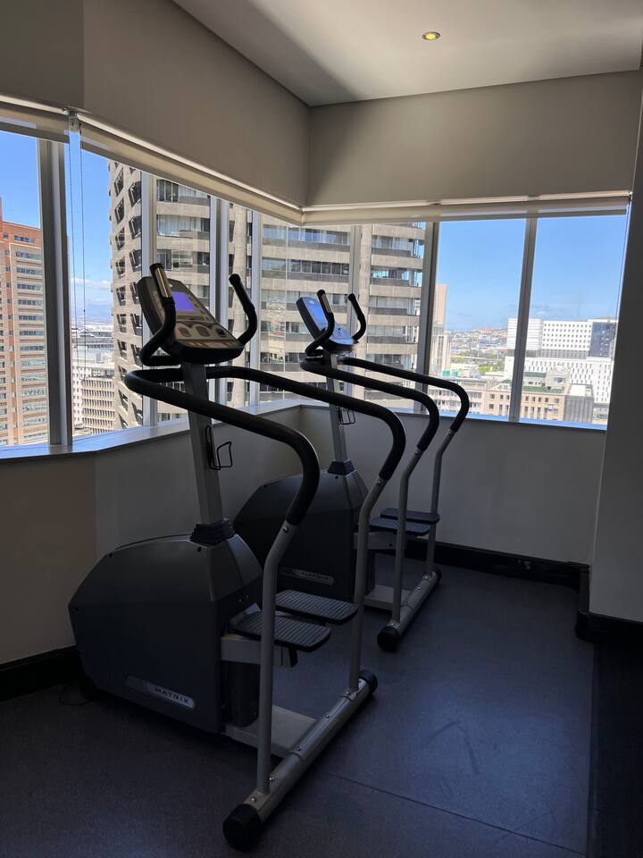 2 Bedroom Property for Sale in Cape Town City Centre Western Cape